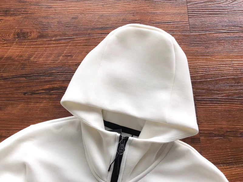 Nike Sportswear Tech Fleece "All White"