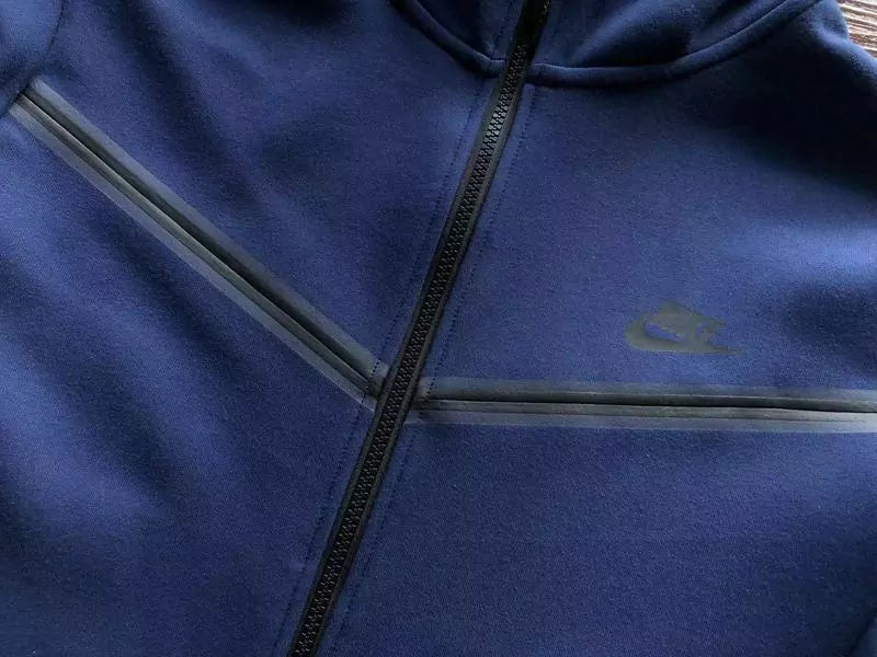 Nike Sportswear Tech Fleece "Dark Blue"