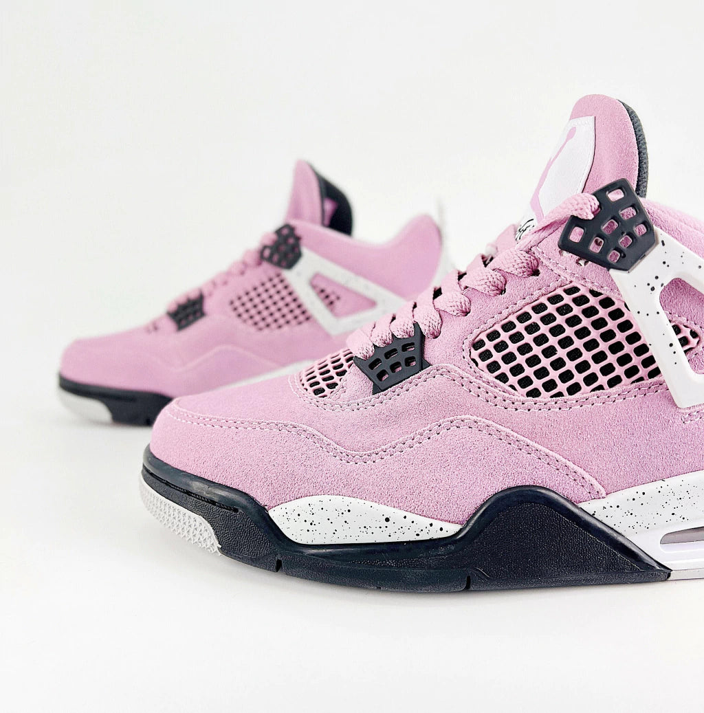 Nike Air Jordan 4 Retro "Orchid" + Pair of Nike socks