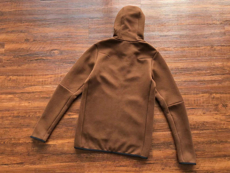 Nike Sportswear Tech Fleece "Brown"
