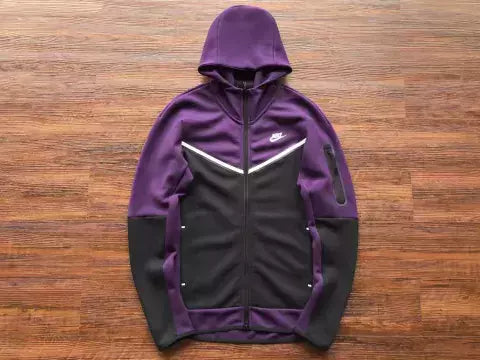 Nike Sportswear Tech Fleece "Purple & Black"