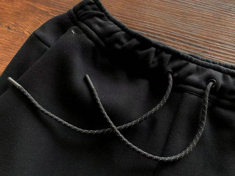 Nike Sportswear Tech Fleece "Full Black"
