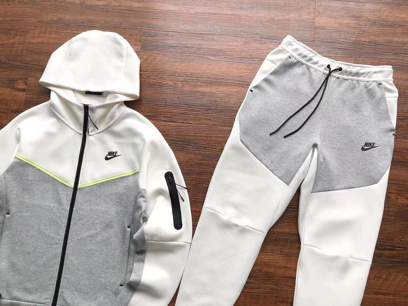 Nike Sportswear Tech Fleece "95 Neon"