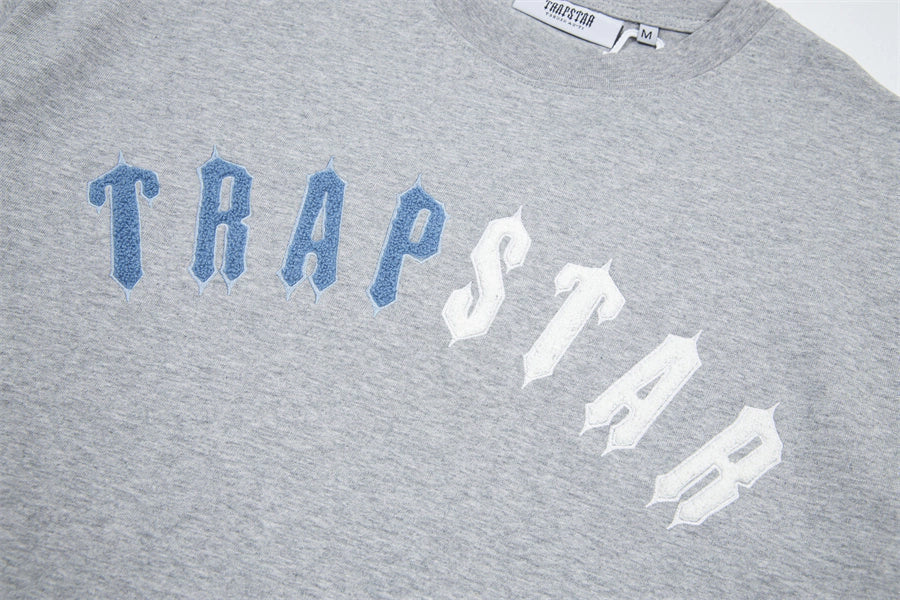 Trapstar Chenille Decoded Short Set "grey"