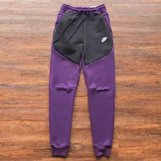 Nike Sportswear Tech Fleece "Purple & Black"