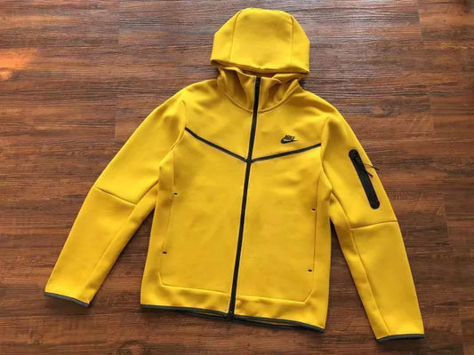 Nike Sportswear Tech Fleece "Yellow"
