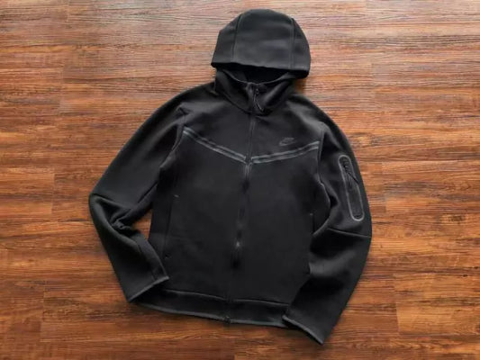 Nike Sportswear Tech Fleece "Full Black"