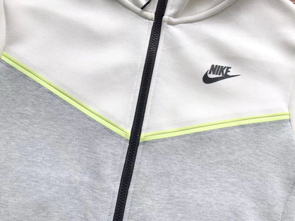 Nike Sportswear Tech Fleece "95 Neon"