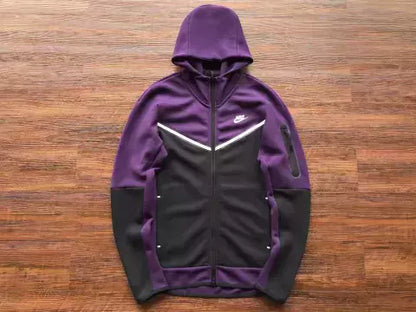 Nike Sportswear Tech Fleece "Purple & Black"