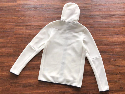 Nike Sportswear Tech Fleece "All White"