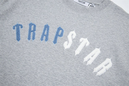 Trapstar Chenille Decoded Short Set "grey"