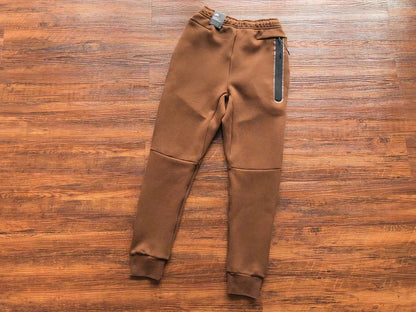 Nike Sportswear Tech Fleece "Brown"